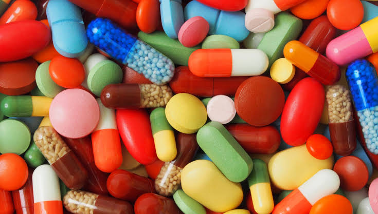Farmacêutico da Pitágoras explica o que fazer com medicamentos fora da validade