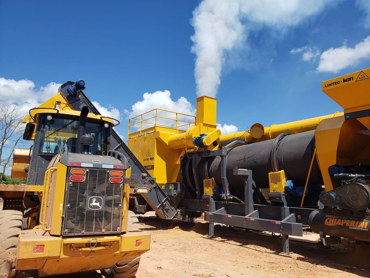 Prefeitura põe em funcionamento usina de asfalto