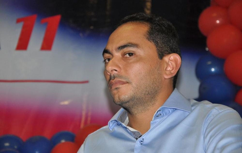 Justiça manda Assis Ramos demitir parentes contratados pela Prefeitura de Imperatriz