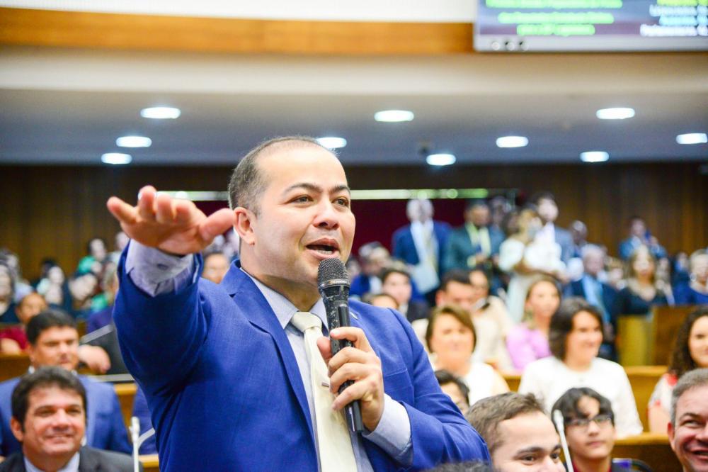 Rildo Amaral tomou posse nesta quarta-feira 1° para o segundo mandato de deputado estadual
