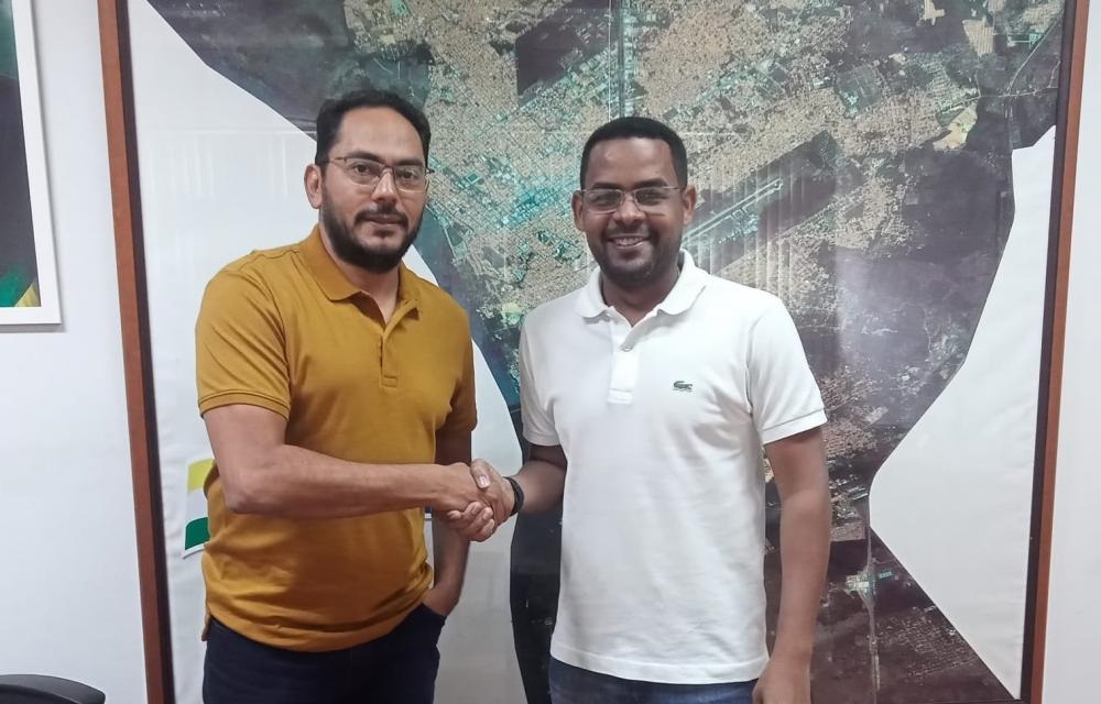 Assis joga balde de água fria em Alcemir ao declarar que ele não está entre os três melhores secretários de seu governo