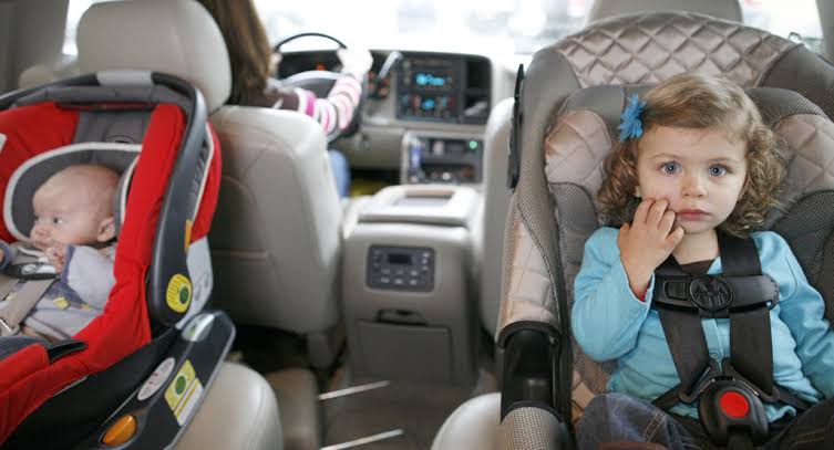 Será se sua criança está segura no seu carro?