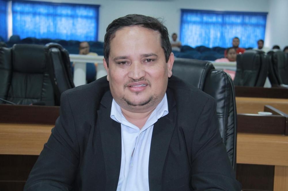 Vereador Fidelis Uchôa pede união de forças políticas para  evitar demissão de vigilantes das escolas públicas do Estado