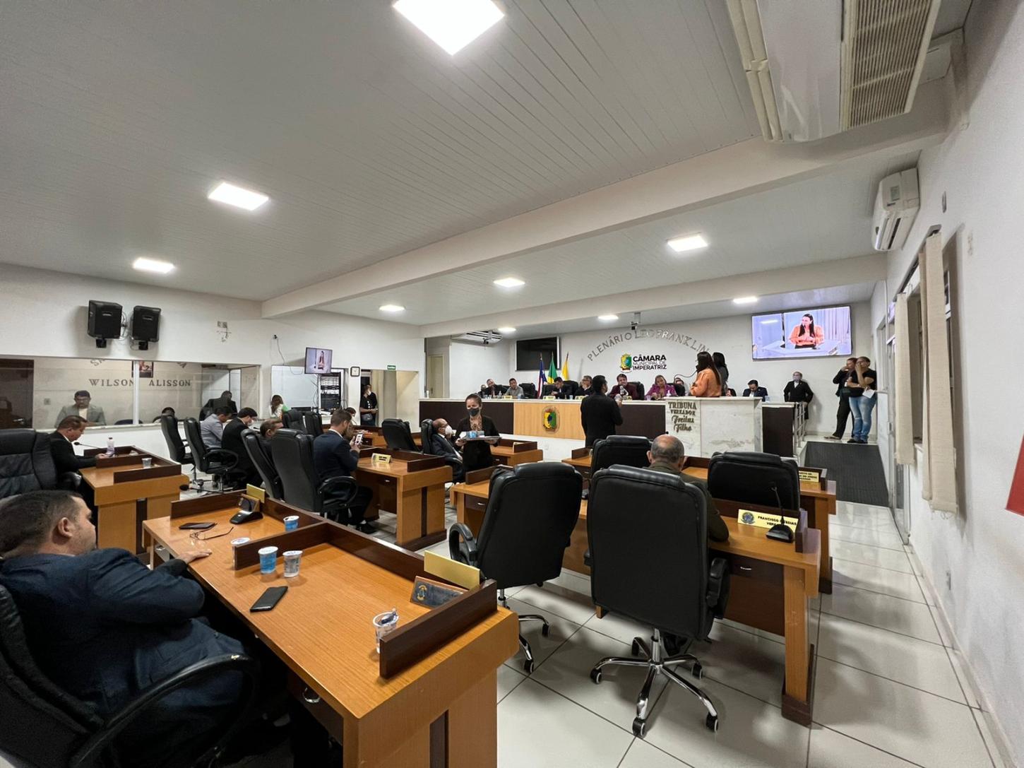 É falso que o orçamento municipal 2024 foi votado e aprovado na Câmara Municipal de Imperatriz