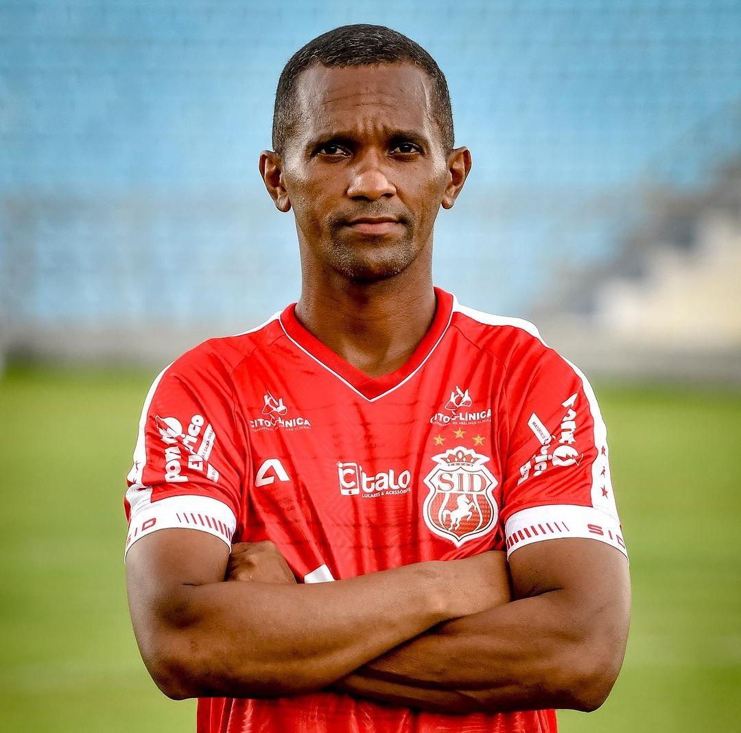 Passagem relâmpago: Imperatriz dispensa Rubens menos de 20 dias após contratação do jogador