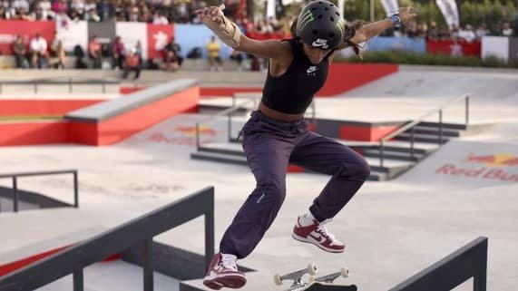 Rayssa Leal fica em segundo lugar na primeira etapa do SLS Championship Tour 2024