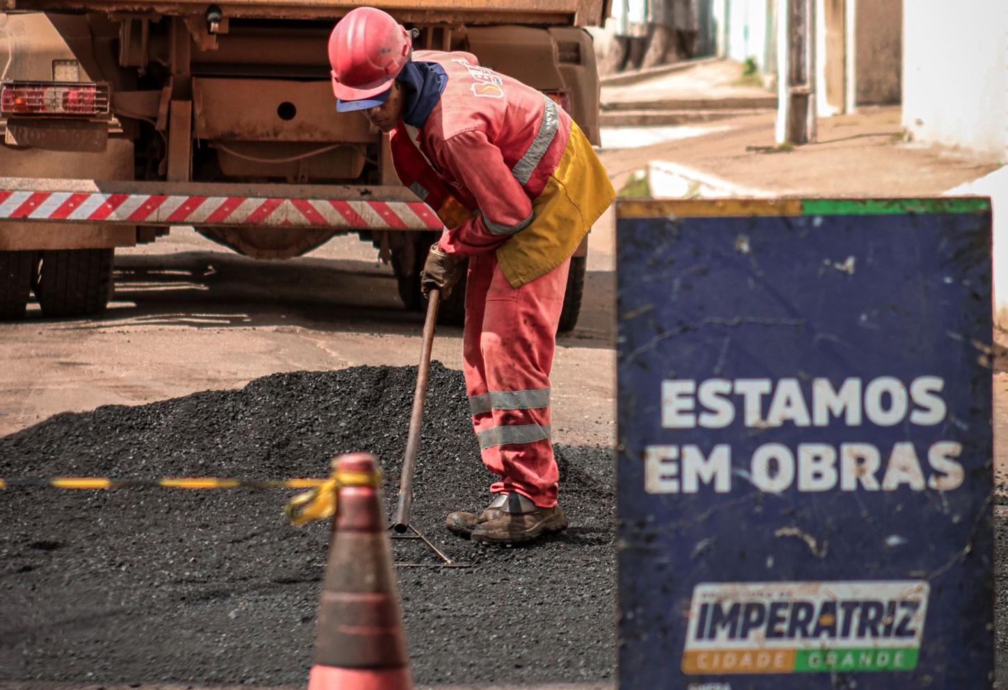 Em cinco meses ruas e avenidas de Imperatriz já receberam mais de 40 km de asfalto, afirma prefeitura