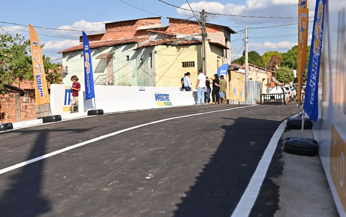 Construção de ponte sobre a Rua Dom Pedro I libera tráfego na via após 2 anos