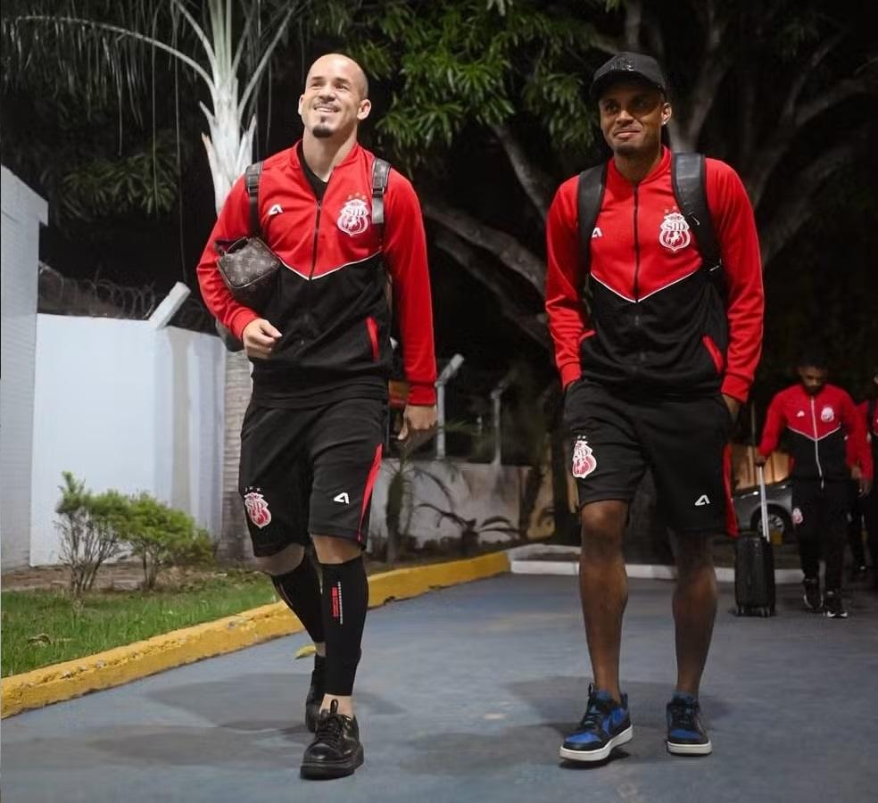 Imperatriz desembarca em Natal para decisão contra o América-RN com desfalque no meio-campo