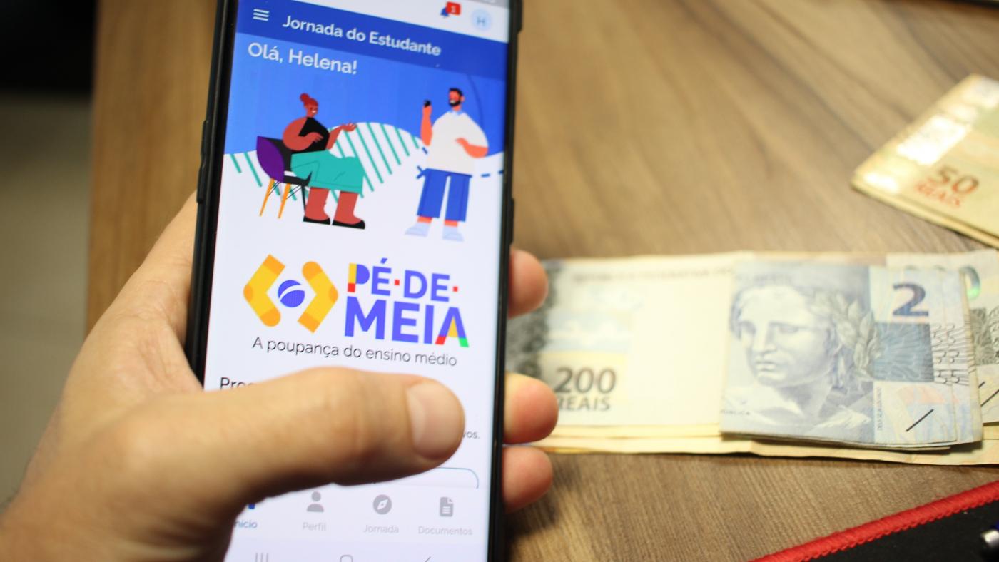 Caixa inicia pagamento de nova parcela do Programa Pé-de-Meia nesta segunda-feira (29)