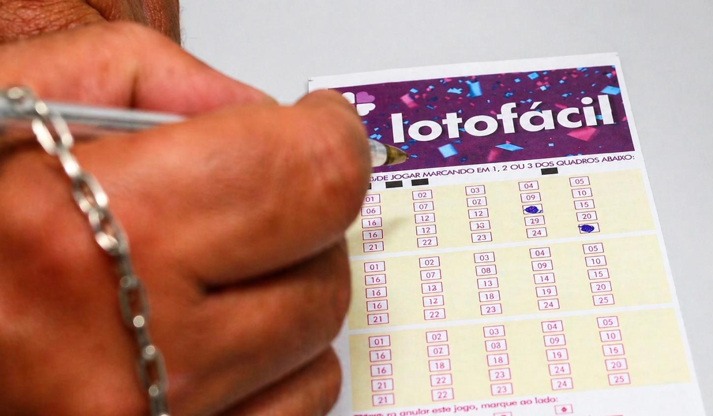 Bolão feito em lotérica do bairro Bom Sucesso fatura mais de meio milhão na Lotofácil