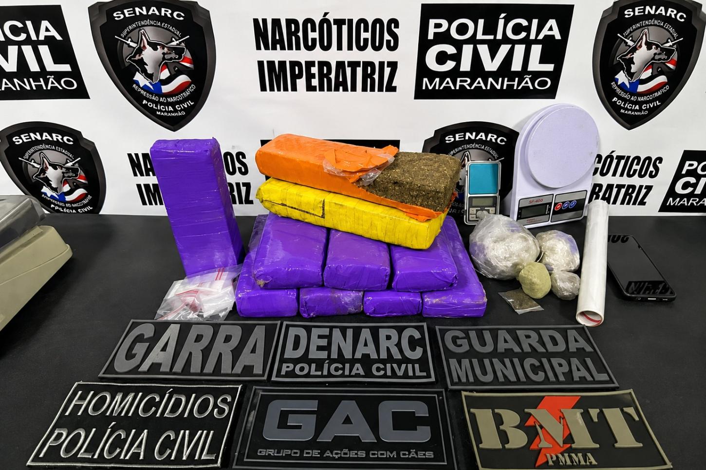 Polícia Civil apreende cerca de 8 kg de drogas e prende suspeito por tráfico em Imperatriz Polícia Civil apreende cerca de 8 kg de drogas e prende suspeito por tráfico em Imperatriz