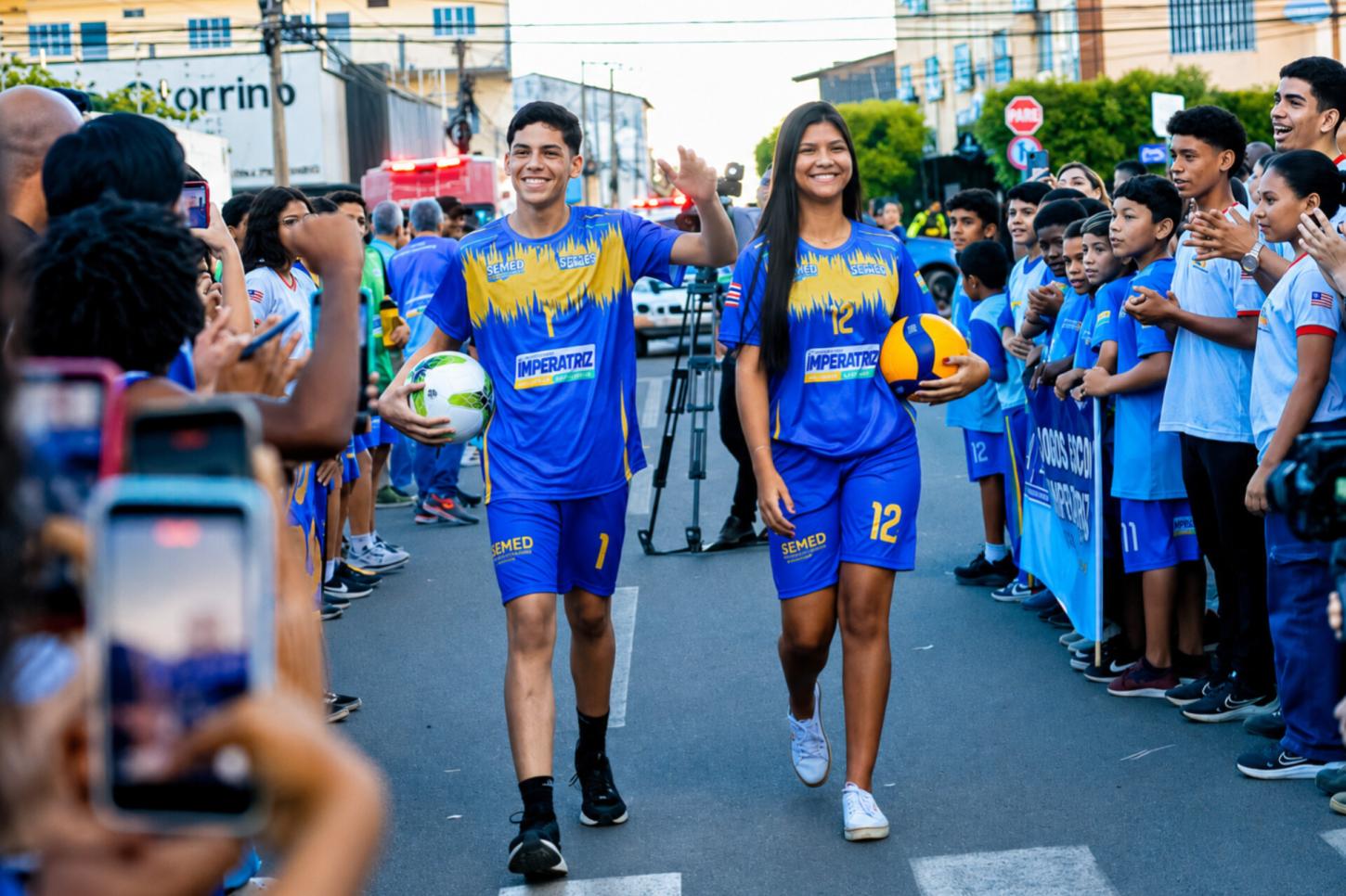 Prefeitura de Imperatriz inicia entrega de 5 mil uniformes para estudantes dos Jogos Escolares 2026