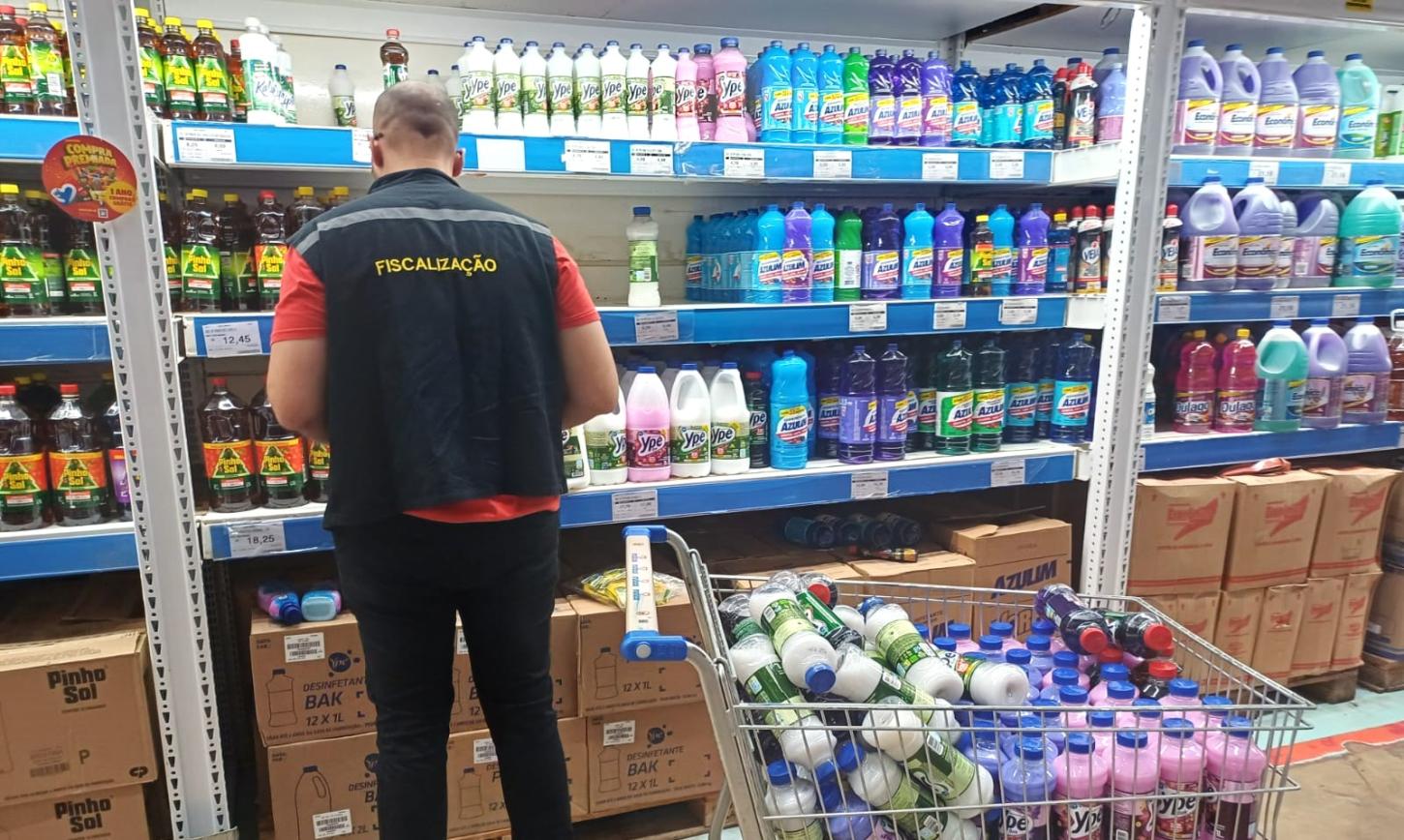 Procon de Imperatriz retira de circulação produtos da Ypê após determinação da Anvisa