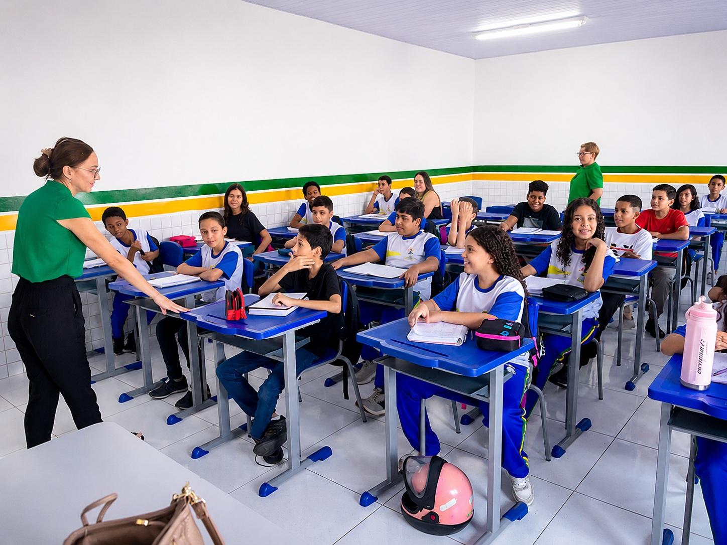Câmara de Imperatriz aprova projeto que cria medidas de proteção para professores e profissionais da educação