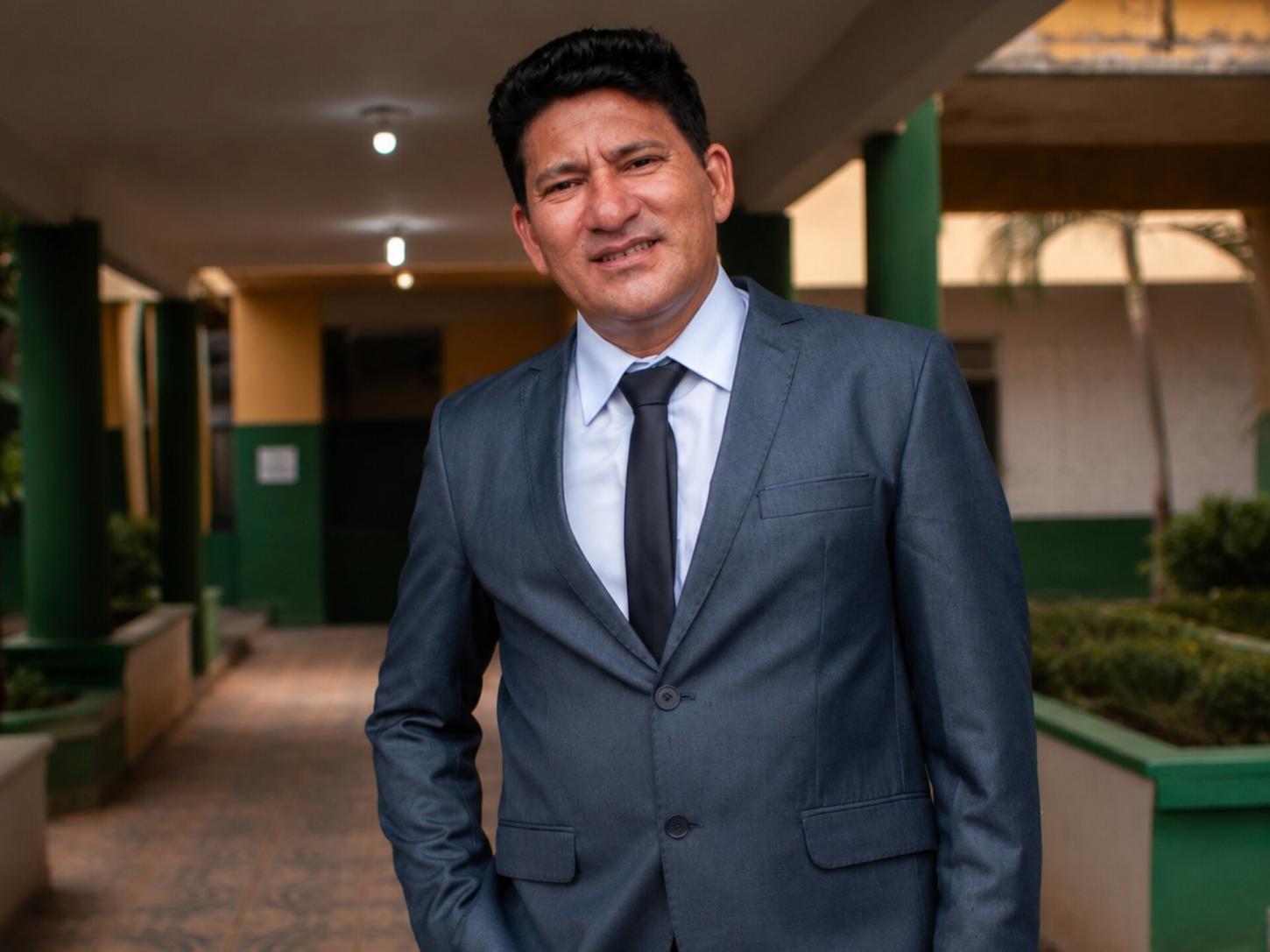 Prefeito interino de Buriticupu, José Antônio, já acumula contratos sem licitação e com indícios de sobrepreço