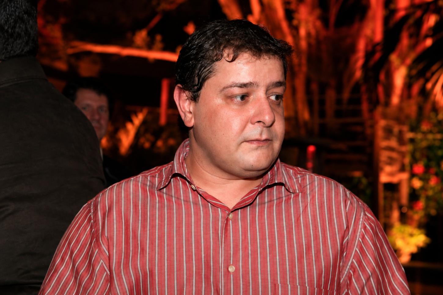 Polícia Federal investiga Lulinha por suspeita de tráfico de influência e corrupção