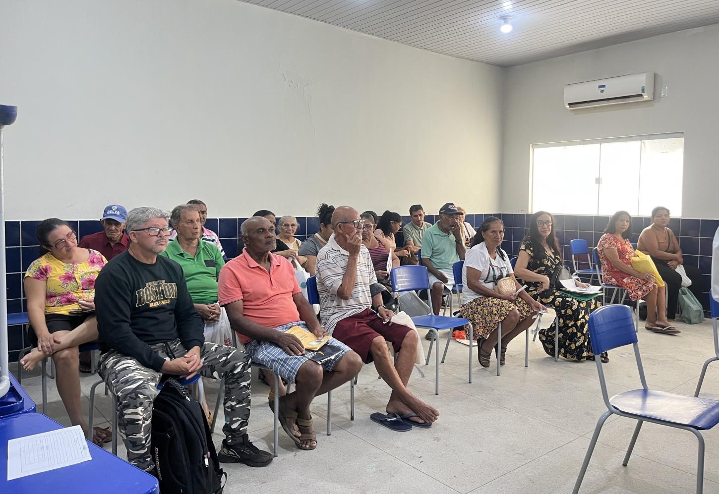 Durante quatro dias, moradores de cinco bairros foram atendidos pela equipe da SERF na Escola Municipal Eliza Nunes. (Foto: Divulgação/SERF)