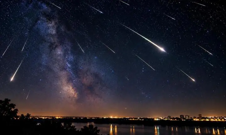 Céu do Maranhão terá espetáculo astronômico na madrugada desta quarta-feira (21) com chuva de meteoros do cometa Halley