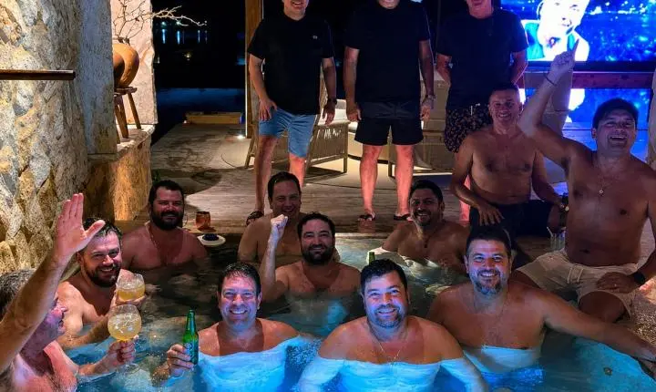 Foto encontrada pela PF no celular de Weverton Rocha expõe políticos e poderosos em piscina de advogado investigado