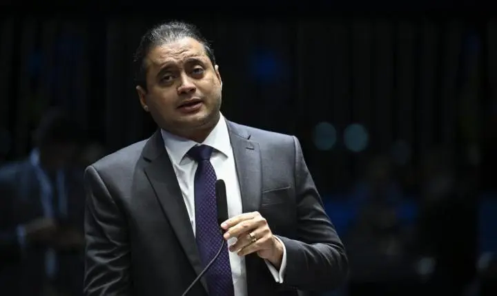 Polícia Federal põe Weverton Rocha sob suspeita de interferir em investigação de homicídio no Tech Office