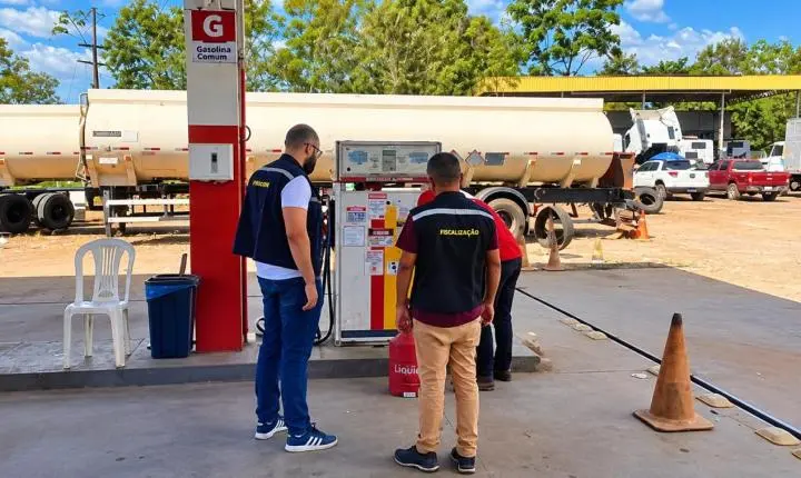Procon Municipal alerta postos de Imperatriz sobre novo percentual de etanol na gasolina