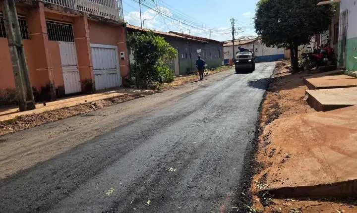 Ruas do Grande Santa Rita recebem mais de 20 km de pavimentação asfáltica e bloquetes da Prefeitura
