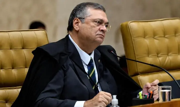 Um dia após relatório de falta de transparência citar Pedro Lucas, Flávio Dino reforça cerco do STF às emendas
